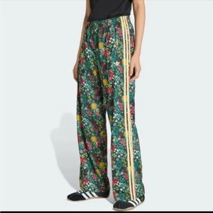 NWT Adidas Originals X Liberty London Firebird Floral Trackpants Size Large